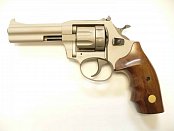 Revolver ALFA 641 cerakote/dřevo C-1 - Flobertky